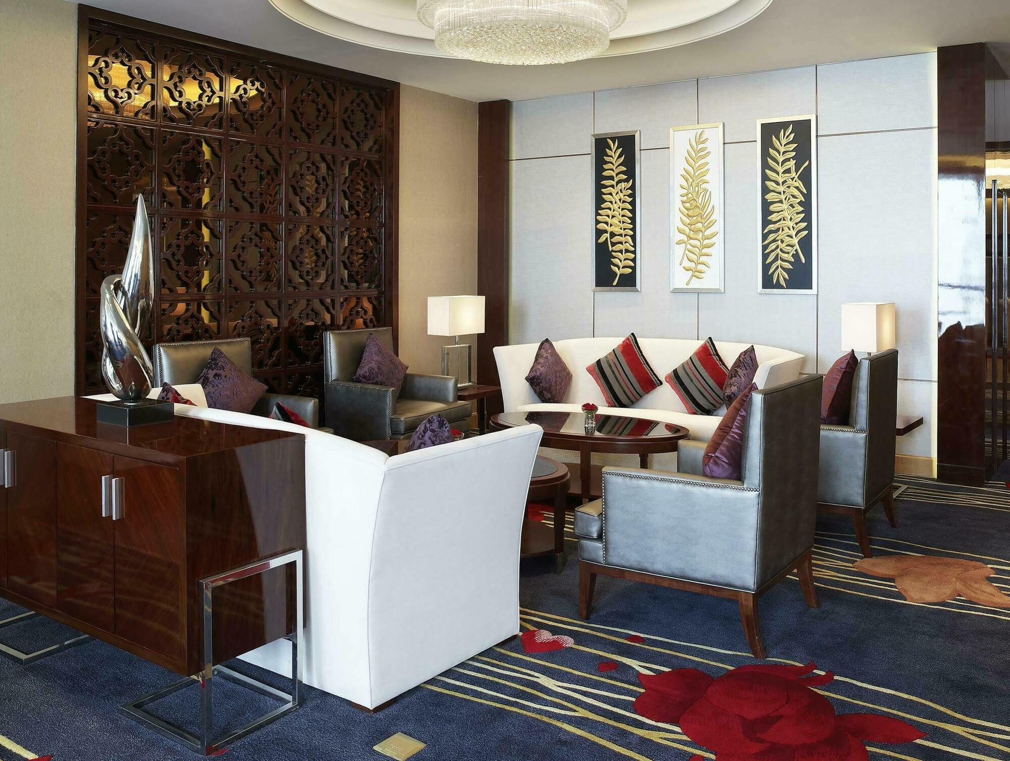 Sheraton Zhenjiang Hotel Exteriör bild